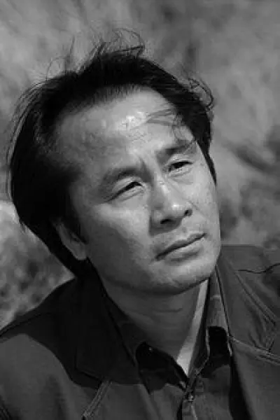 Seung-U Lee